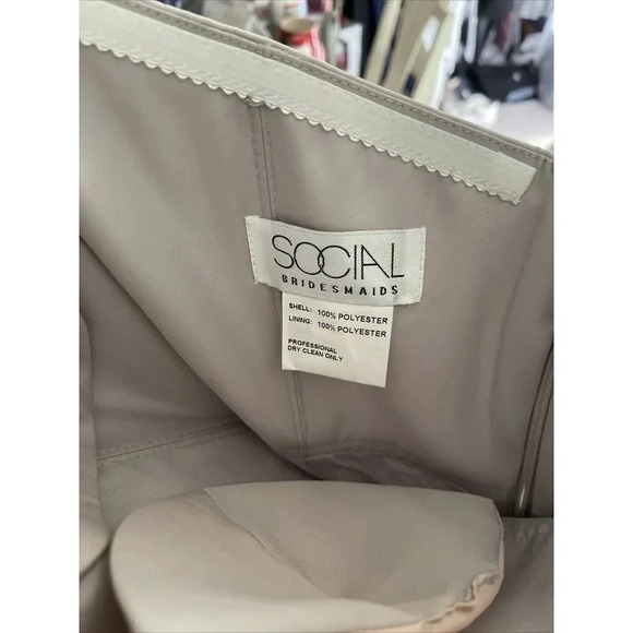 SOCIAL BRIDESMAIDS Strapless Formal Gown Chiffon  Nude Bridesmaid Women’s Sz 8 - Picture 7 of 8